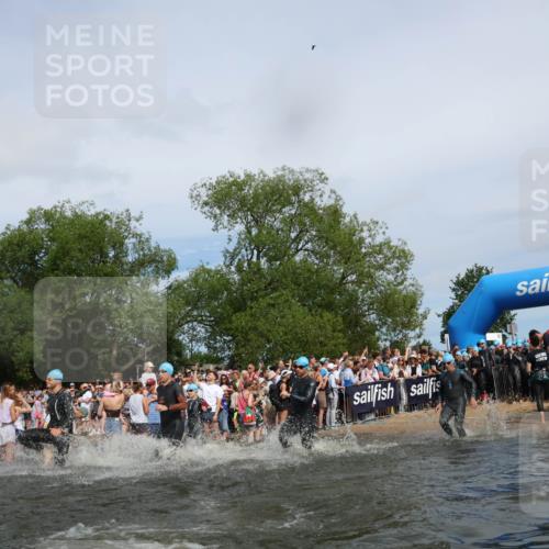 21.06.2026 - Viking Triathlon Michael Strokosch http://msf.ph/oto/9842935 21.06.2026 10:05:59 Schwimmen 91, 93, 156, 160, 259, 261, 282, 443, 498, 505, 563 meine-sportfotos.de