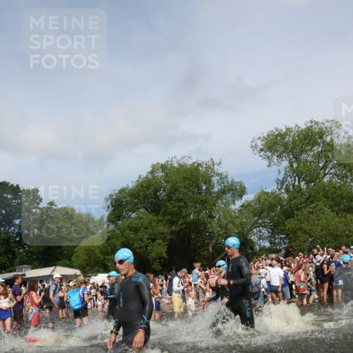 21.06.2026 - Viking Triathlon Michael Strokosch http://msf.ph/oto/9842955 21.06.2026 10:06:06 Schwimmen 91, 93, 147, 153, 162, 173, 185, 259, 261, 273, 368, 405, 443, 479, 541 meine-sportfotos.de