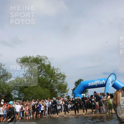 21.06.2026 - Viking Triathlon Michael Strokosch http://msf.ph/oto/9842960 21.06.2026 10:06:07 Schwimmen 91, 93, 147, 153, 162, 173, 185, 259, 261, 273, 368, 405, 443, 479, 541 meine-sportfotos.de