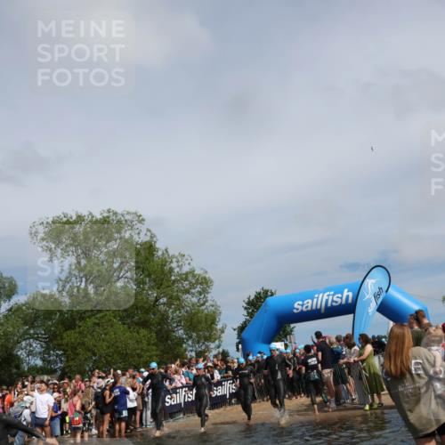 21.06.2026 - Viking Triathlon Michael Strokosch http://msf.ph/oto/9842961 21.06.2026 10:06:08 Schwimmen 91, 93, 147, 153, 162, 173, 185, 259, 261, 273, 368, 405, 443, 479, 541 meine-sportfotos.de