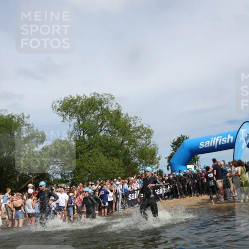21.06.2026 - Viking Triathlon Michael Strokosch http://msf.ph/oto/9842967 21.06.2026 10:06:10 Schwimmen 41, 147, 153, 162, 173, 185, 190, 248, 273, 368, 378, 405, 479, 541, 550 meine-sportfotos.de