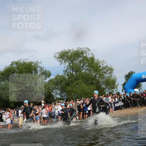21.06.2026 - Viking Triathlon Michael Strokosch http://msf.ph/oto/9842969 21.06.2026 10:06:10 Schwimmen 41, 147, 153, 162, 173, 185, 190, 248, 273, 368, 378, 405, 479, 541, 550 meine-sportfotos.de