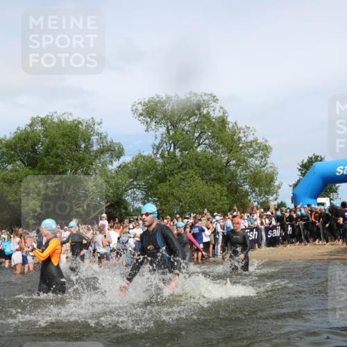 21.06.2026 - Viking Triathlon Michael Strokosch http://msf.ph/oto/9842994 21.06.2026 10:06:20 Schwimmen 41, 85, 184, 190, 248, 274, 312, 378, 489, 522, 533, 539, 550, 577, 603 meine-sportfotos.de