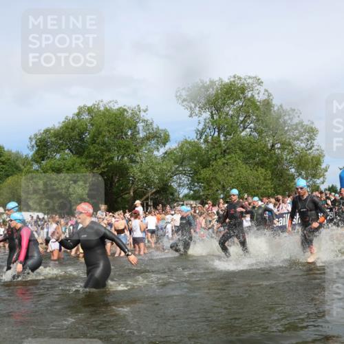 21.06.2026 - Viking Triathlon Michael Strokosch http://msf.ph/oto/9843001 21.06.2026 10:06:23 Schwimmen 41, 72, 85, 184, 190, 212, 248, 274, 312, 378, 415, 489, 522, 533, 539, 550, 577, 603 meine-sportfotos.de