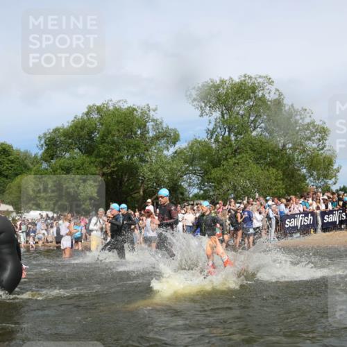 21.06.2026 - Viking Triathlon Michael Strokosch http://msf.ph/oto/9843004 21.06.2026 10:06:24 Schwimmen 56, 72, 85, 184, 188, 190, 212, 274, 312, 378, 415, 489, 522, 533, 539, 550, 577, 603 meine-sportfotos.de