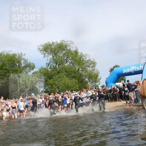 21.06.2026 - Viking Triathlon Michael Strokosch http://msf.ph/oto/9843040 21.06.2026 10:06:38 Schwimmen 56, 138, 151, 177, 188, 206, 260, 321, 326, 429, 444, 445, 616, 619 meine-sportfotos.de