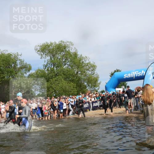21.06.2026 - Viking Triathlon Michael Strokosch http://msf.ph/oto/9843061 21.06.2026 10:06:46 Schwimmen 138, 166, 206, 245, 260, 310, 321, 326, 429, 444, 464, 495, 618, 638, 641 meine-sportfotos.de