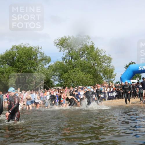 21.06.2026 - Viking Triathlon Michael Strokosch http://msf.ph/oto/9843078 21.06.2026 10:06:53 Schwimmen 54, 166, 245, 310, 449, 464, 495, 609, 615, 618, 638, 641, 668 meine-sportfotos.de