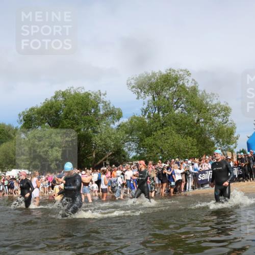 21.06.2026 - Viking Triathlon Michael Strokosch http://msf.ph/oto/9843085 21.06.2026 10:06:55 Schwimmen 54, 60, 94, 123, 166, 245, 310, 314, 345, 449, 464, 495, 609, 615, 668 meine-sportfotos.de