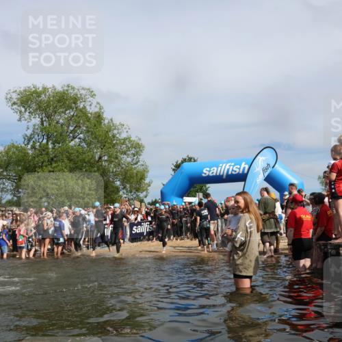 21.06.2026 - Viking Triathlon Michael Strokosch http://msf.ph/oto/9843102 21.06.2026 10:07:02 Schwimmen 37, 54, 60, 69, 94, 123, 307, 314, 329, 345, 369, 449, 609, 615, 668 meine-sportfotos.de