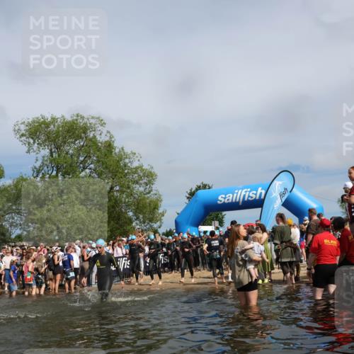 21.06.2026 - Viking Triathlon Michael Strokosch http://msf.ph/oto/9843113 21.06.2026 10:07:06 Schwimmen 37, 60, 69, 94, 123, 135, 289, 307, 314, 329, 345, 369, 470, 523, 555 meine-sportfotos.de