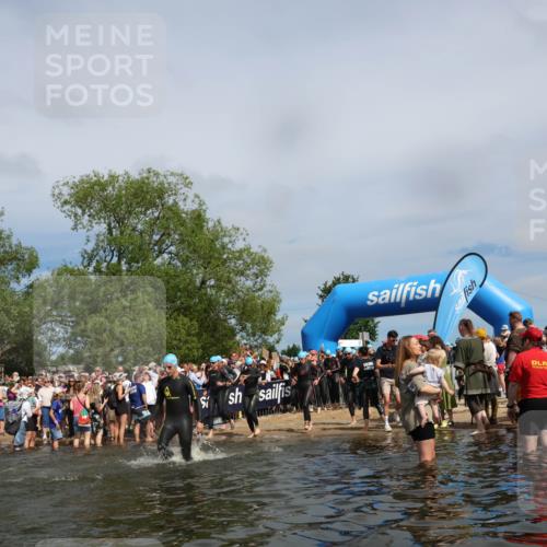 21.06.2026 - Viking Triathlon Michael Strokosch http://msf.ph/oto/9843114 21.06.2026 10:07:06 Schwimmen 37, 60, 69, 94, 123, 135, 289, 307, 314, 329, 345, 369, 470, 523, 555 meine-sportfotos.de