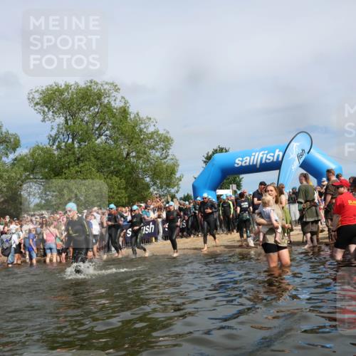 21.06.2026 - Viking Triathlon Michael Strokosch http://msf.ph/oto/9843116 21.06.2026 10:07:07 Schwimmen 37, 60, 69, 94, 123, 135, 289, 307, 314, 329, 345, 369, 470, 523, 555 meine-sportfotos.de