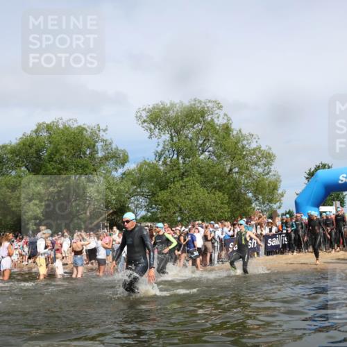 21.06.2026 - Viking Triathlon Michael Strokosch http://msf.ph/oto/9843130 21.06.2026 10:07:12 Schwimmen 37, 69, 116, 135, 289, 307, 329, 369, 390, 470, 483, 523, 555, 574, 662 meine-sportfotos.de