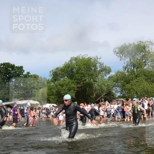 21.06.2026 - Viking Triathlon Michael Strokosch http://msf.ph/oto/9843135 21.06.2026 10:07:14 Schwimmen 37, 116, 135, 163, 289, 390, 401, 469, 470, 483, 523, 555, 574, 662 meine-sportfotos.de
