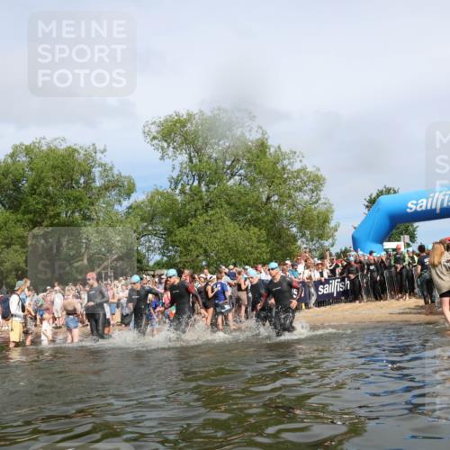 21.06.2026 - Viking Triathlon Michael Strokosch http://msf.ph/oto/9843158 21.06.2026 10:07:25 Schwimmen 76, 107, 115, 158, 163, 209, 253, 401, 403, 469, 510, 540, 605, 624, 659 meine-sportfotos.de