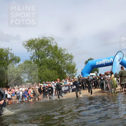 21.06.2026 - Viking Triathlon Michael Strokosch http://msf.ph/oto/9843167 21.06.2026 10:07:28 Schwimmen 76, 107, 115, 158, 163, 209, 253, 401, 403, 469, 510, 540, 605, 624, 659 meine-sportfotos.de