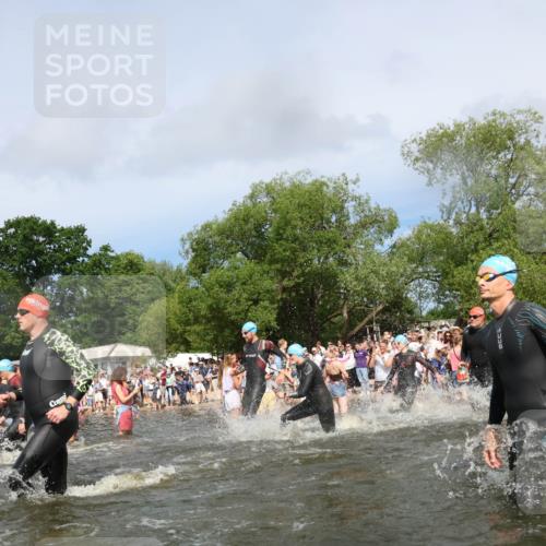21.06.2026 - Viking Triathlon Michael Strokosch http://msf.ph/oto/9843183 21.06.2026 10:07:34 Schwimmen 24, 66, 107, 164, 253, 258, 275, 306, 313, 346, 366, 540, 605, 628, 659 meine-sportfotos.de