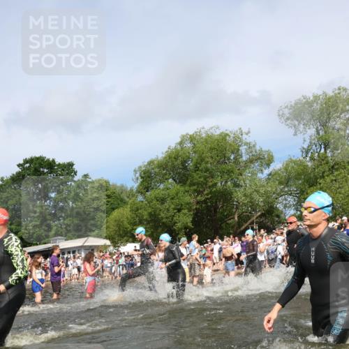 21.06.2026 - Viking Triathlon Michael Strokosch http://msf.ph/oto/9843184 21.06.2026 10:07:35 Schwimmen 24, 66, 107, 164, 253, 258, 275, 306, 313, 346, 366, 540, 605, 628, 659 meine-sportfotos.de