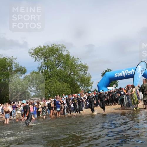 21.06.2026 - Viking Triathlon Michael Strokosch http://msf.ph/oto/9843238 21.06.2026 10:07:57 Schwimmen 57, 97, 124, 178, 217, 257, 295, 298, 388, 413, 494, 534, 622, 630, 635 meine-sportfotos.de