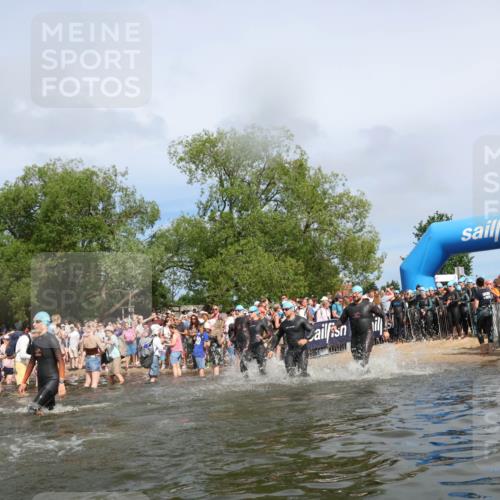 21.06.2026 - Viking Triathlon Michael Strokosch http://msf.ph/oto/9843242 21.06.2026 10:07:58 Schwimmen 57, 97, 124, 178, 217, 257, 295, 298, 388, 413, 494, 534, 622, 630, 635 meine-sportfotos.de