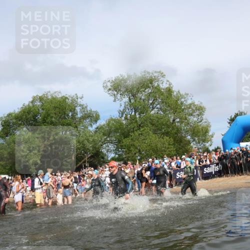21.06.2026 - Viking Triathlon Michael Strokosch http://msf.ph/oto/9843258 21.06.2026 10:08:05 Schwimmen 57, 59, 71, 172, 178, 182, 257, 382, 424, 427, 433, 534, 607, 635, 642 meine-sportfotos.de