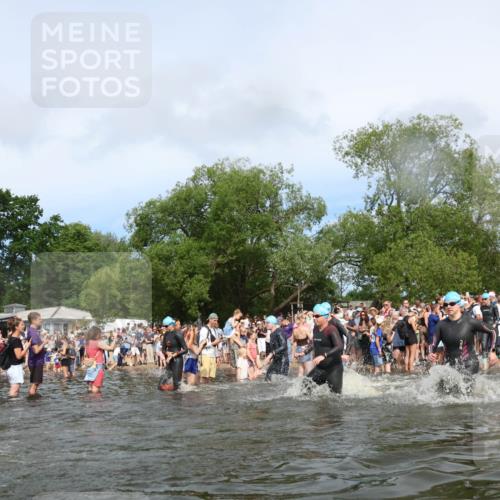 21.06.2026 - Viking Triathlon Michael Strokosch http://msf.ph/oto/9843286 21.06.2026 10:08:16 Schwimmen 59, 101, 172, 223, 250, 283, 335, 382, 416, 421, 433, 434, 463, 564, 642 meine-sportfotos.de