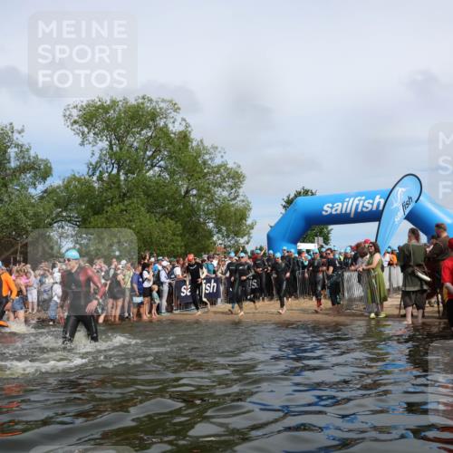 21.06.2026 - Viking Triathlon Michael Strokosch http://msf.ph/oto/9843308 21.06.2026 10:08:27 Schwimmen 48, 133, 168, 192, 222, 223, 250, 317, 354, 375, 416, 463, 564, 571, 613 meine-sportfotos.de