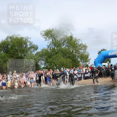 21.06.2026 - Viking Triathlon Michael Strokosch http://msf.ph/oto/9843315 21.06.2026 10:08:29 Schwimmen 48, 133, 168, 192, 222, 317, 354, 375, 376, 571, 613 meine-sportfotos.de
