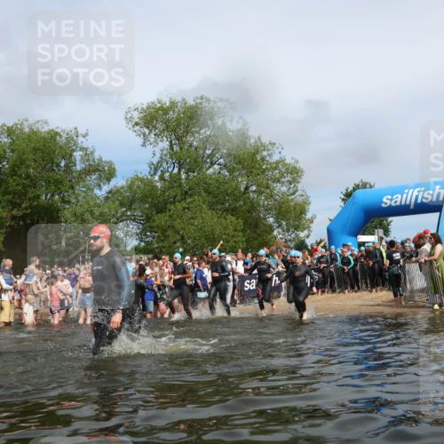 21.06.2026 - Viking Triathlon Michael Strokosch http://msf.ph/oto/9843338 21.06.2026 10:08:38 Schwimmen 48, 75, 92, 168, 203, 207, 254, 317, 322, 324, 376, 549, 571, 613, 629 meine-sportfotos.de