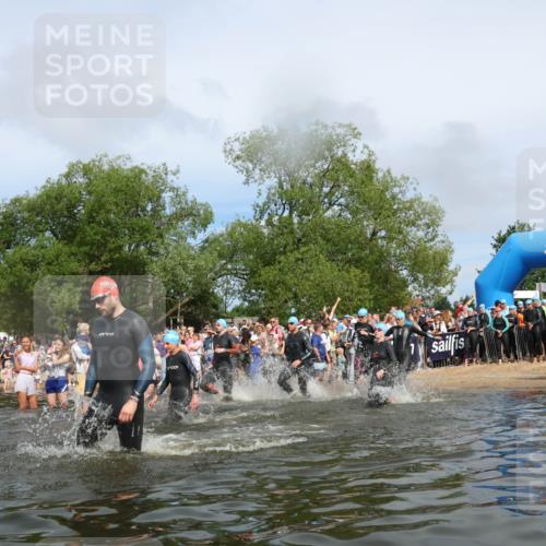 21.06.2026 - Viking Triathlon Michael Strokosch http://msf.ph/oto/9843340 21.06.2026 10:08:39 Schwimmen 48, 75, 92, 105, 203, 207, 254, 317, 322, 324, 365, 376, 409, 549, 571, 629 meine-sportfotos.de