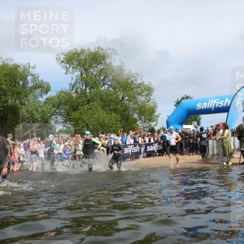21.06.2026 - Viking Triathlon Michael Strokosch http://msf.ph/oto/9843365 21.06.2026 10:08:48 Schwimmen 75, 92, 105, 196, 203, 224, 272, 324, 365, 389, 409, 476, 549, 566, 661 meine-sportfotos.de