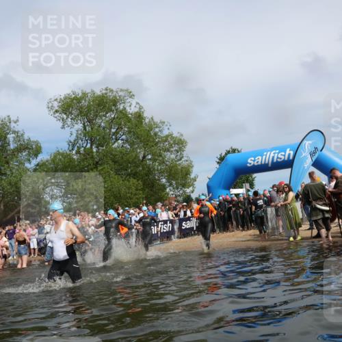 21.06.2026 - Viking Triathlon Michael Strokosch http://msf.ph/oto/9843376 21.06.2026 10:08:53 Schwimmen 40, 105, 139, 181, 196, 224, 237, 272, 344, 365, 389, 409, 476, 566, 661 meine-sportfotos.de