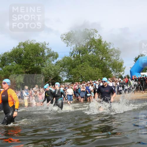 21.06.2026 - Viking Triathlon Michael Strokosch http://msf.ph/oto/9843393 21.06.2026 10:09:00 Schwimmen 40, 70, 77, 106, 139, 181, 237, 252, 344, 362, 509, 542, 631, 652 meine-sportfotos.de
