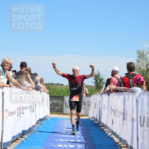 21.06.2026 - Viking Triathlon Markus Tischler http://msf.ph/oto/9843439 21.06.2026 15:35:00 Ziel 63, 279 meine-sportfotos.de