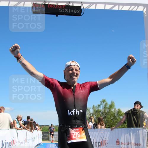 21.06.2026 - Viking Triathlon Markus Tischler http://msf.ph/oto/9843457 21.06.2026 15:35:07 Ziel 143, 279 meine-sportfotos.de