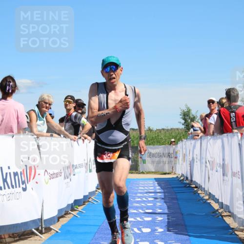 21.06.2026 - Viking Triathlon Markus Tischler http://msf.ph/oto/9843491 21.06.2026 15:35:56 Ziel 321 meine-sportfotos.de