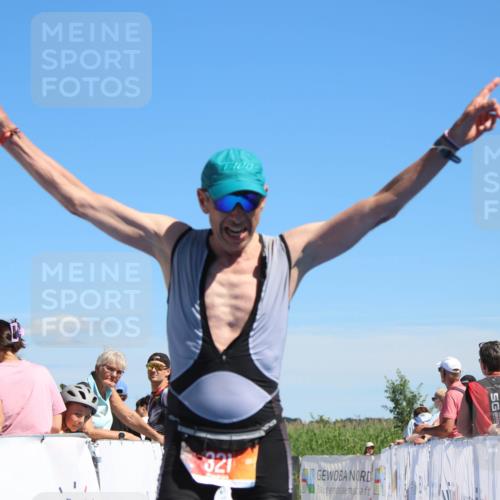 21.06.2026 - Viking Triathlon Markus Tischler http://msf.ph/oto/9843503 21.06.2026 15:35:57 Ziel 321 meine-sportfotos.de