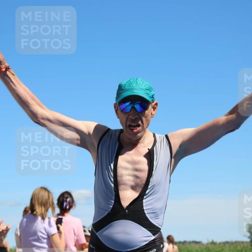 21.06.2026 - Viking Triathlon Markus Tischler http://msf.ph/oto/9843505 21.06.2026 15:35:58 Ziel 321 meine-sportfotos.de