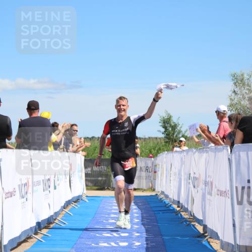 21.06.2026 - Viking Triathlon Markus Tischler http://msf.ph/oto/9843722 21.06.2026 15:42:35 Ziel 300, 341 meine-sportfotos.de