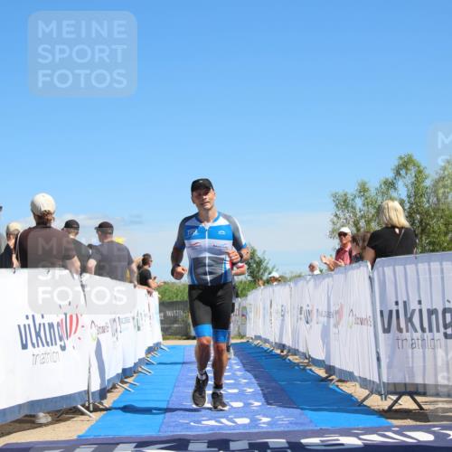21.06.2026 - Viking Triathlon Markus Tischler http://msf.ph/oto/9843750 21.06.2026 15:42:54 Ziel 57, 195, 482 meine-sportfotos.de