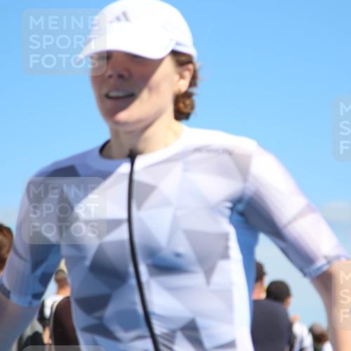 21.06.2026 - Viking Triathlon Markus Tischler http://msf.ph/oto/9843841 21.06.2026 15:45:18 Ziel 295, 445, 629 meine-sportfotos.de