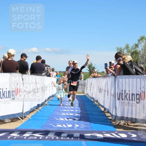 21.06.2026 - Viking Triathlon Markus Tischler http://msf.ph/oto/9843865 21.06.2026 15:46:17 Ziel 60, 105, 382 meine-sportfotos.de