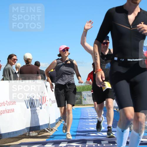 21.06.2026 - Viking Triathlon Markus Tischler http://msf.ph/oto/9843983 21.06.2026 15:48:41 Ziel 106, 350, 616 meine-sportfotos.de