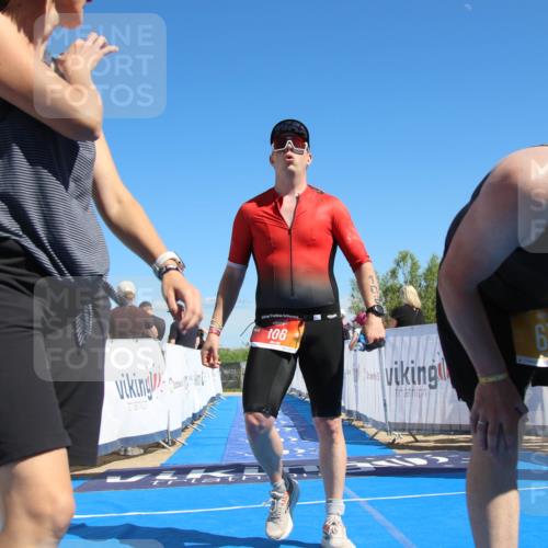 21.06.2026 - Viking Triathlon Markus Tischler http://msf.ph/oto/9843995 21.06.2026 15:48:45 Ziel 106, 350, 616 meine-sportfotos.de