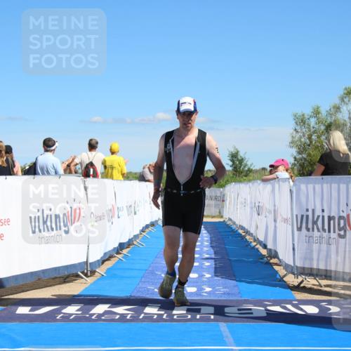 21.06.2026 - Viking Triathlon Markus Tischler http://msf.ph/oto/9844341 21.06.2026 16:00:26 Ziel 77 meine-sportfotos.de