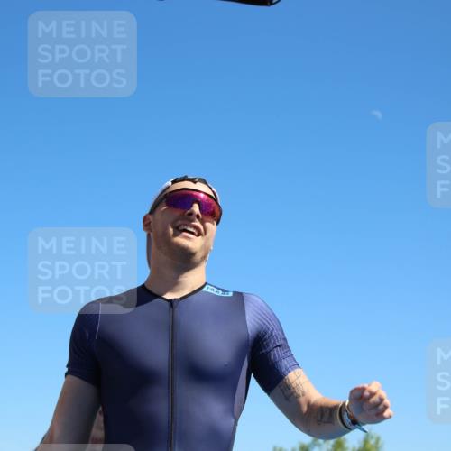 21.06.2026 - Viking Triathlon Markus Tischler http://msf.ph/oto/9844672 21.06.2026 15:33:50 Ziel 125, 262, 329 meine-sportfotos.de