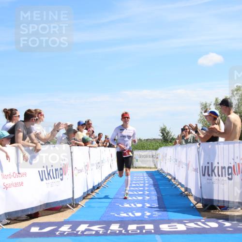21.06.2026 - Viking Triathlon Markus Tischler http://msf.ph/oto/9844706 21.06.2026 14:02:02 Ziel 8 meine-sportfotos.de