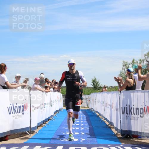 21.06.2026 - Viking Triathlon Markus Tischler http://msf.ph/oto/9844762 21.06.2026 14:09:16 Ziel 517 meine-sportfotos.de