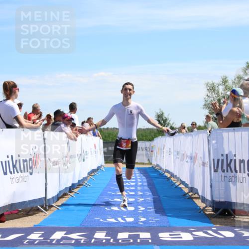 21.06.2026 - Viking Triathlon Markus Tischler http://msf.ph/oto/9844775 21.06.2026 14:09:43 Ziel 38, 575 meine-sportfotos.de